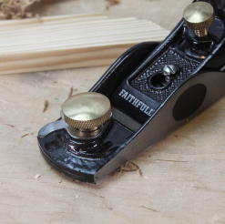 FAITHFULL - Lot Composé D'un Rabot N°4 Et D'un Rabot 60 1/2 -Outillage & Affûtage Soldes FAITHFULL Lot compose d un rabot N 4 et d un rabot 6 5